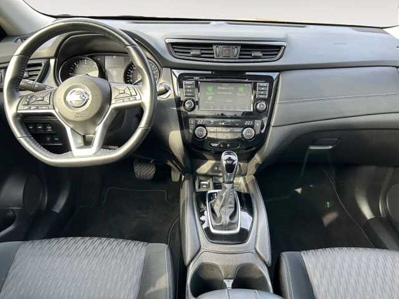 Nissan X-Trail 1.7dci 7-Sitzer Xtronic Autom. ALLRAD Rundumkameras Navi Sitzhzg. Tempomat DAB-R