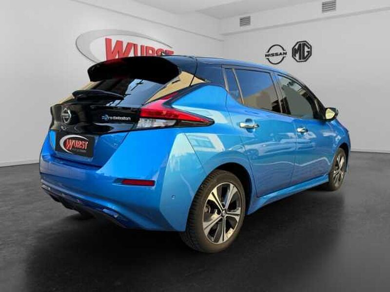 Nissan Leaf 40 kWh Tekna Rundumkameras Bose Navi DAB-Radio Klimaaut. Standhzg. Tempomat Wint