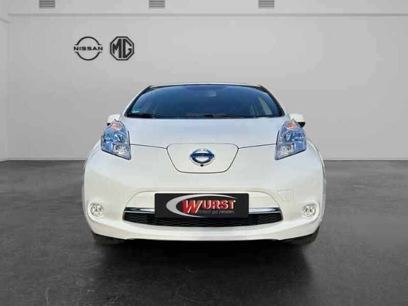 Nissan Leaf Tekna 30kw-Akku Rundumkameras Klimaaut. 4xSitzheizung Navi Tempomat